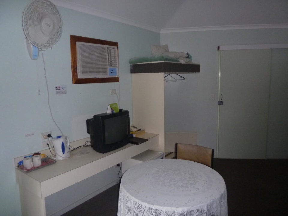 Zimmer Blue Stone Motor Inn