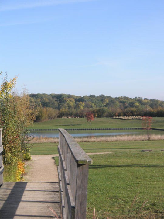 Nur noch Landschaft Campanile Val de France