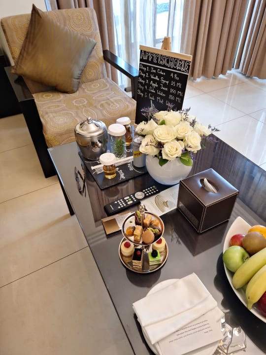 Zimmer Bahi Ajman Palace Hotel