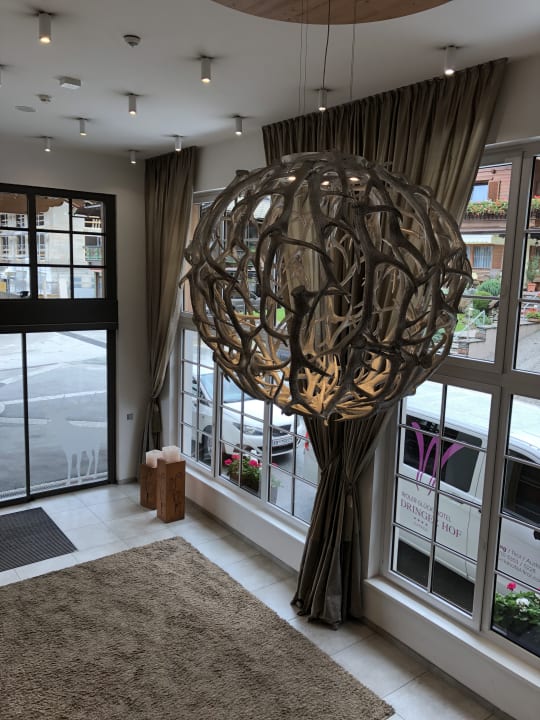 Lobby Waidringer Hof · 1. Tiroler Glückshotel