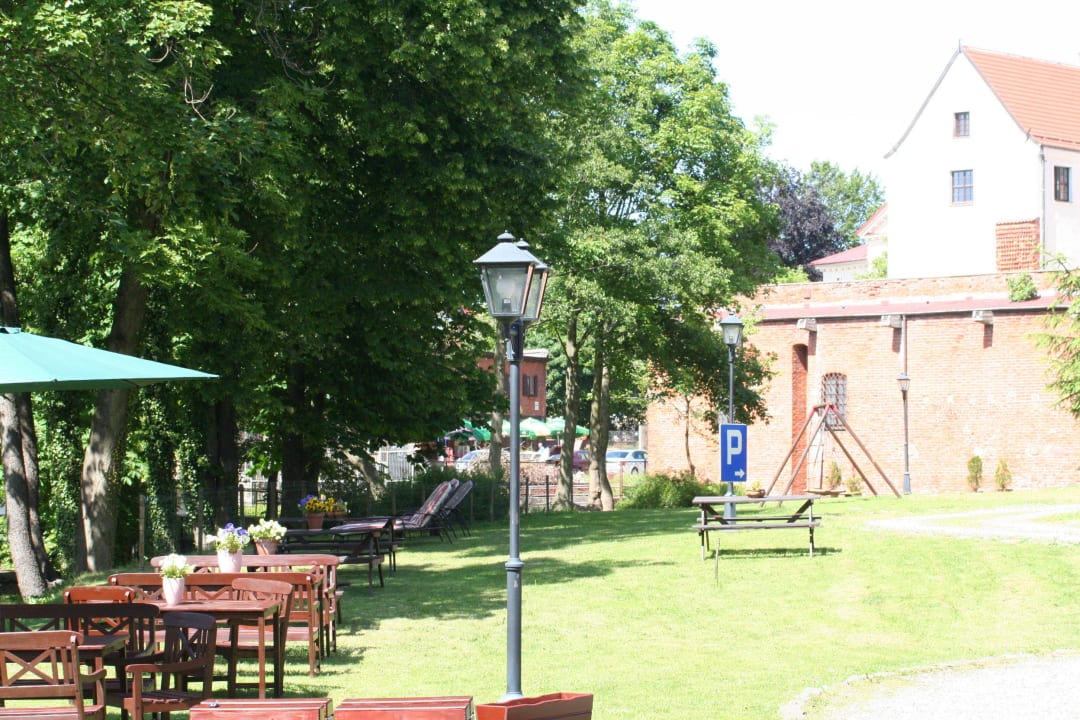 OGRÓD Hotel Gosciniec Zamkowy