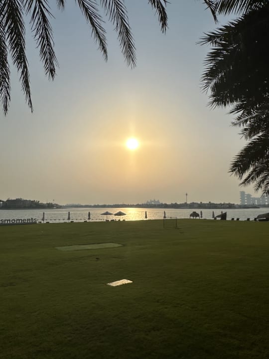 Strand Rixos The Palm Hotel & Suites