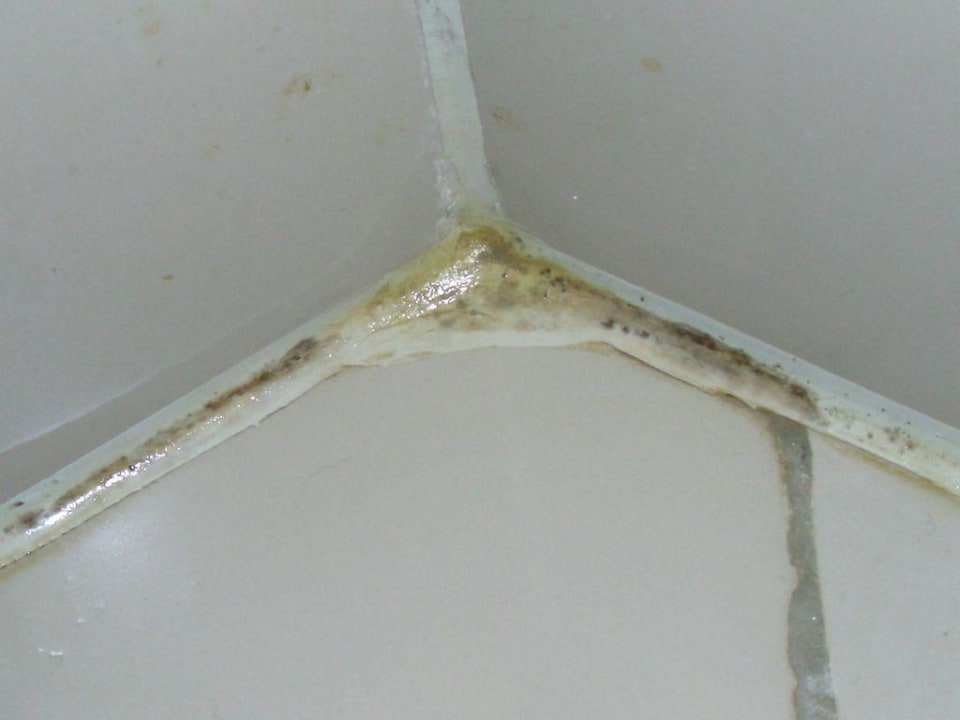 Badezimmer im Haupthaus des Lima Limrak Limak Limra Hotel & Resort