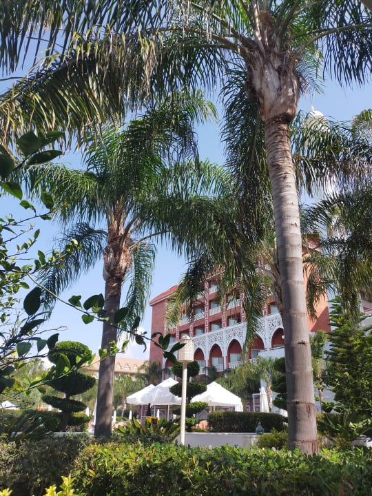 Außenansicht Royal Taj Mahal Hotel