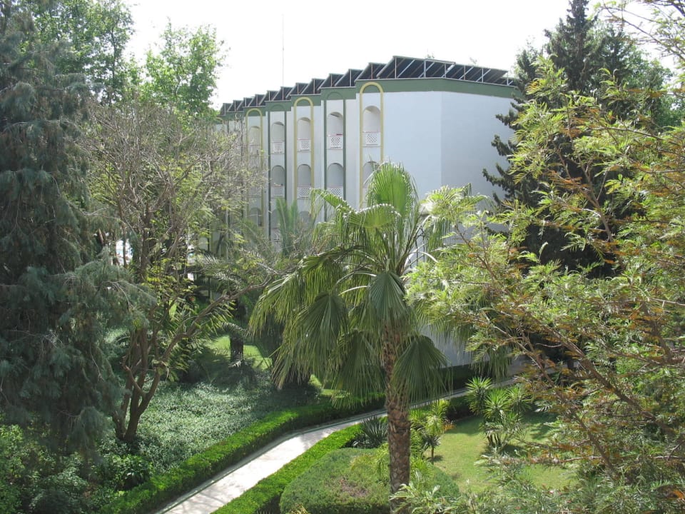 Ogród hotelowy Botanik Hotel & Resort