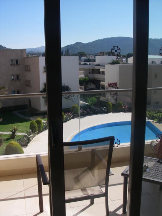 Balkon The Ixian Grand & All Suites