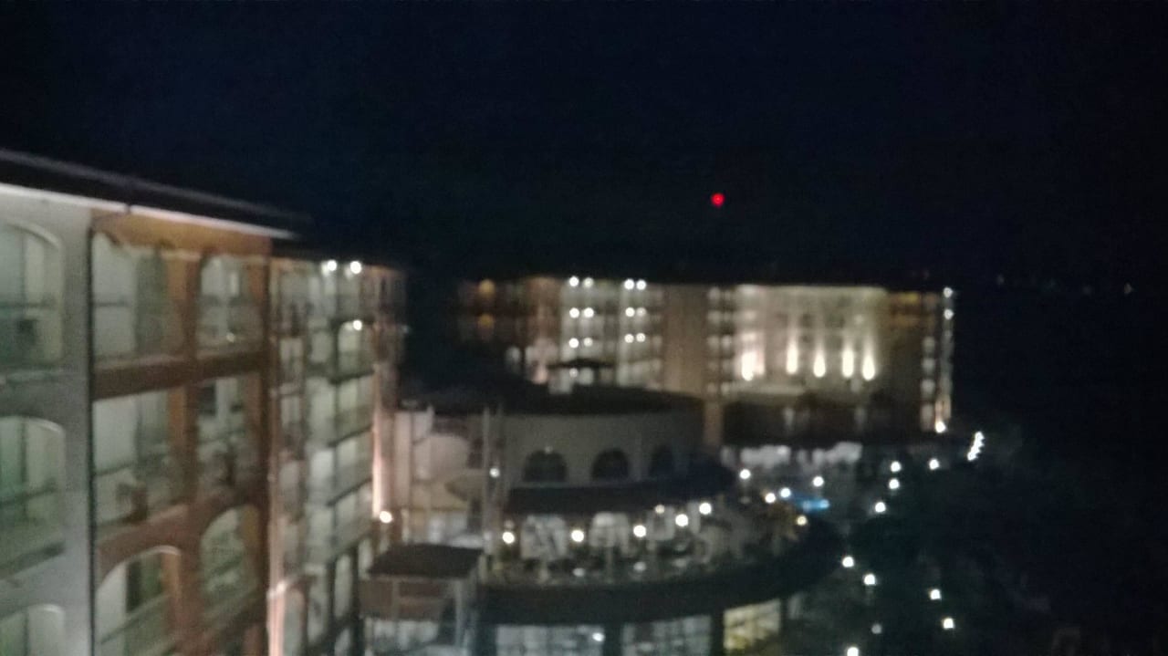 Hotel nocą Sol Luna Bay