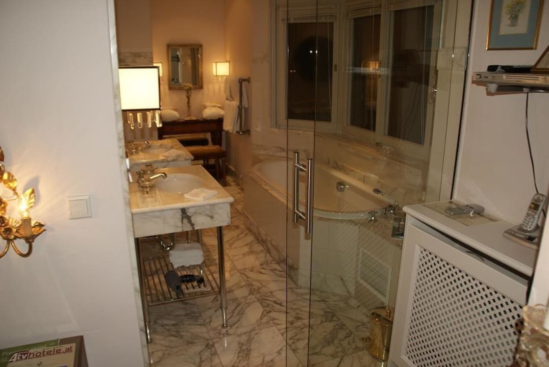 Standardzimmer Hotel Schloss Mönchstein