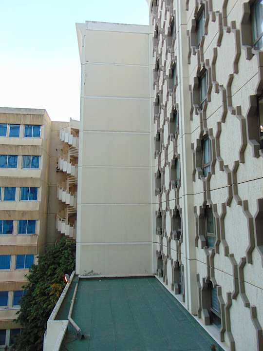 Außenansicht Hotel Golden Tulip El Mechtel