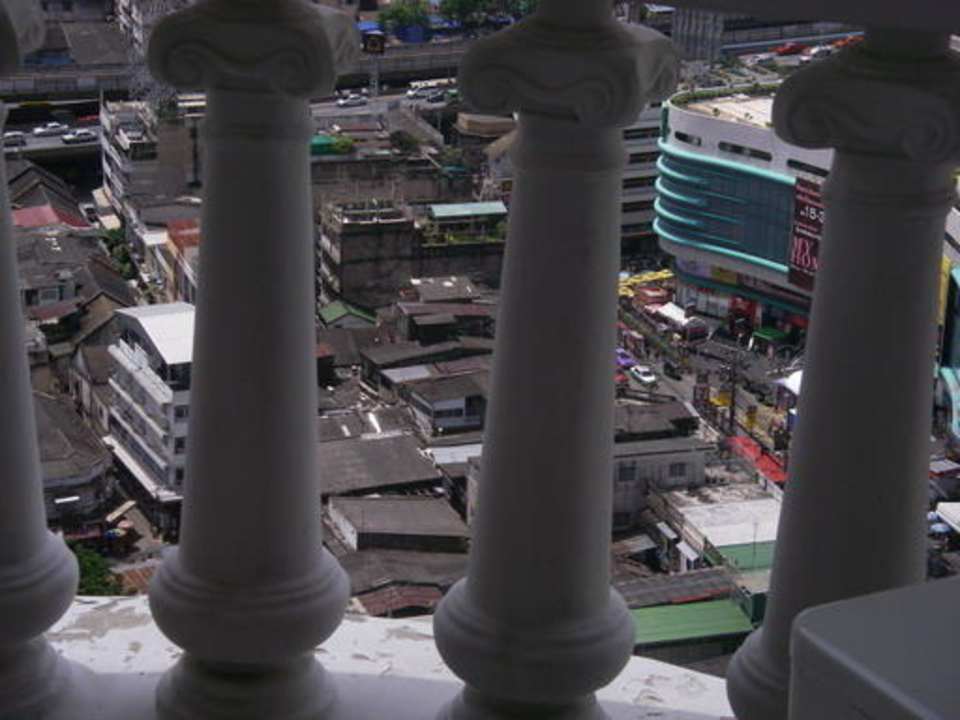 Aussicht auf die Nachbarn Hotel Lebua At State Tower