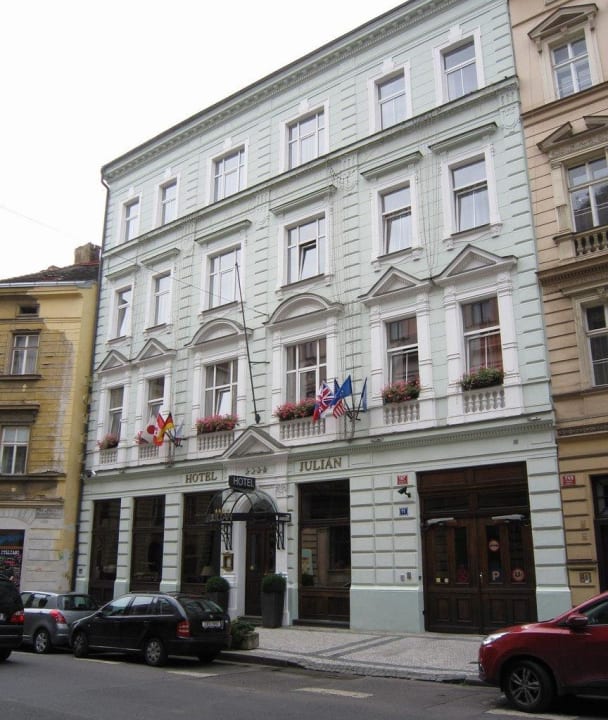 Street view Hotel Julian