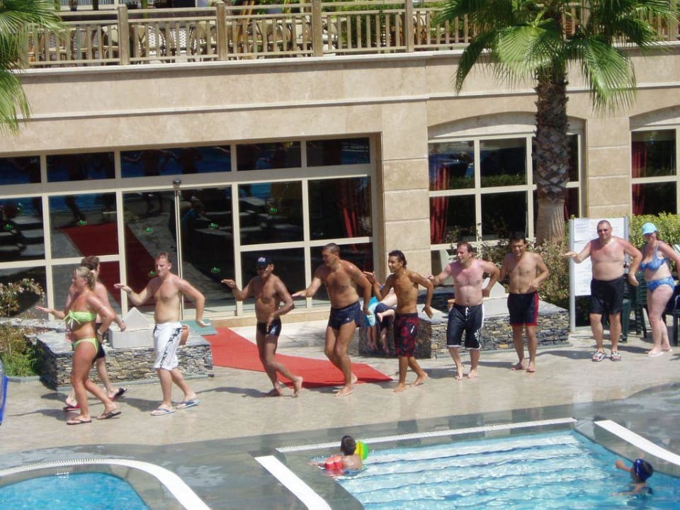 Animation Can Garden Resort