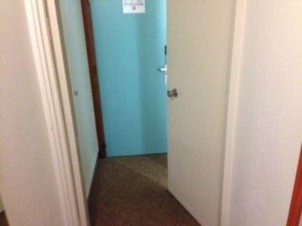 **Moderne, freundliche Farben** Ibis London Heathrow Airport