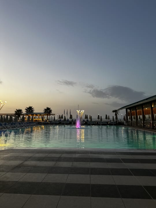 Pool Arina Beach Resort