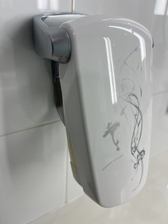 Zimmer Hotel Metropolitan