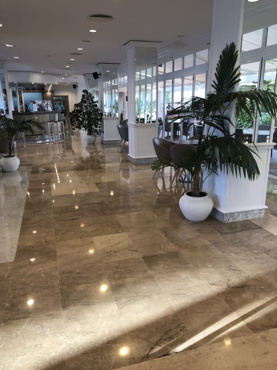 Lobby Grupotel Orient