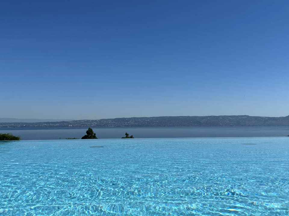 Pool Evian Resort - Hotel Royal