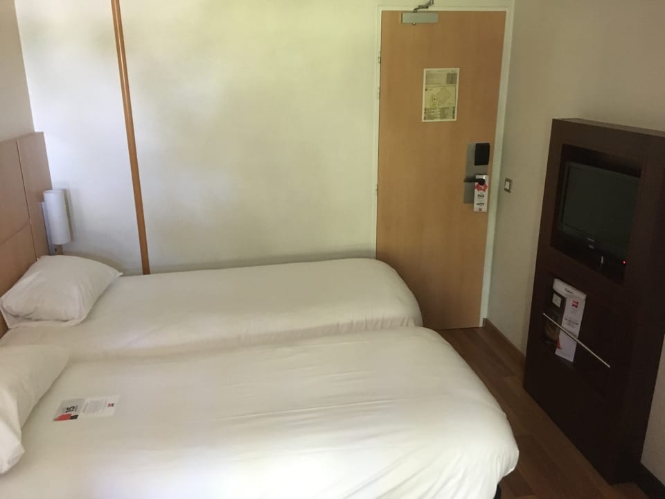 Zimmer Hotel Ibis Toulouse Ponts Jumeaux