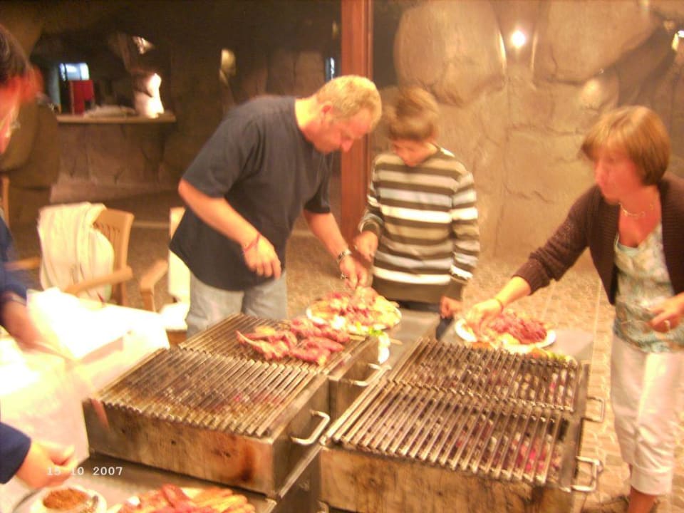 Gemeinsames Barbeque VONRESORT Golden Beach