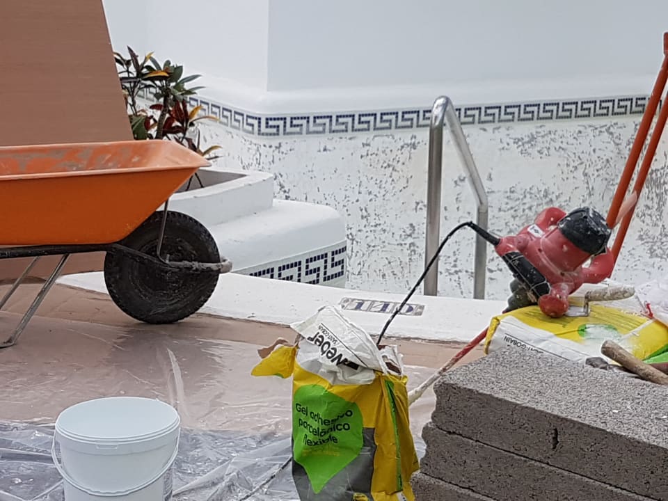 Pool Los Olivos Beach Resort