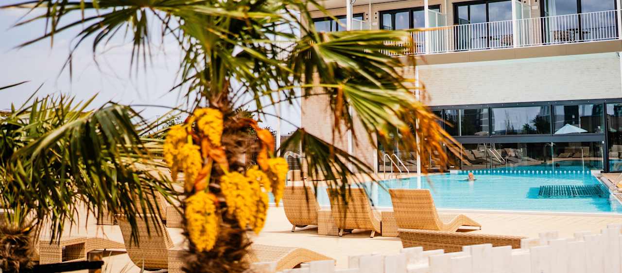 Pool SlowDown Bottsand I Hotel & Spa