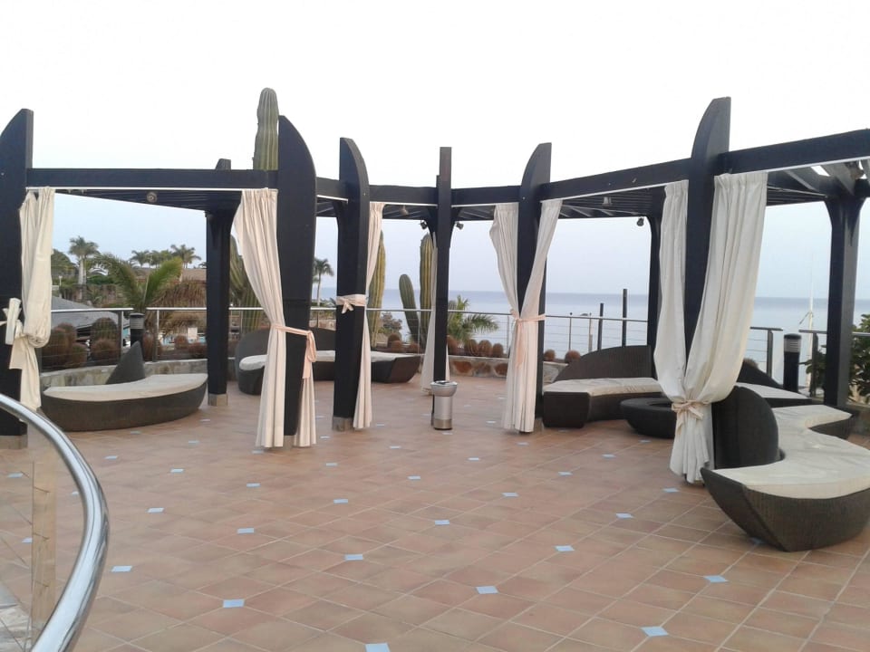 In der Nähe des Pools H10 Playa Meloneras Horizons Collection