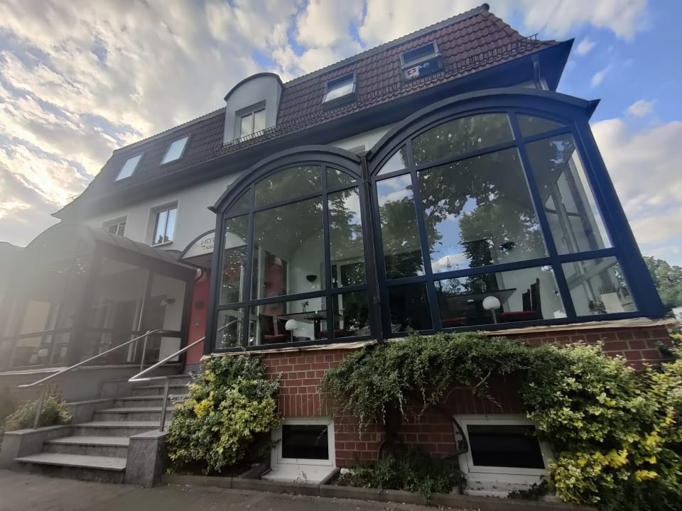 Außenansicht Hotel 7 Säulen