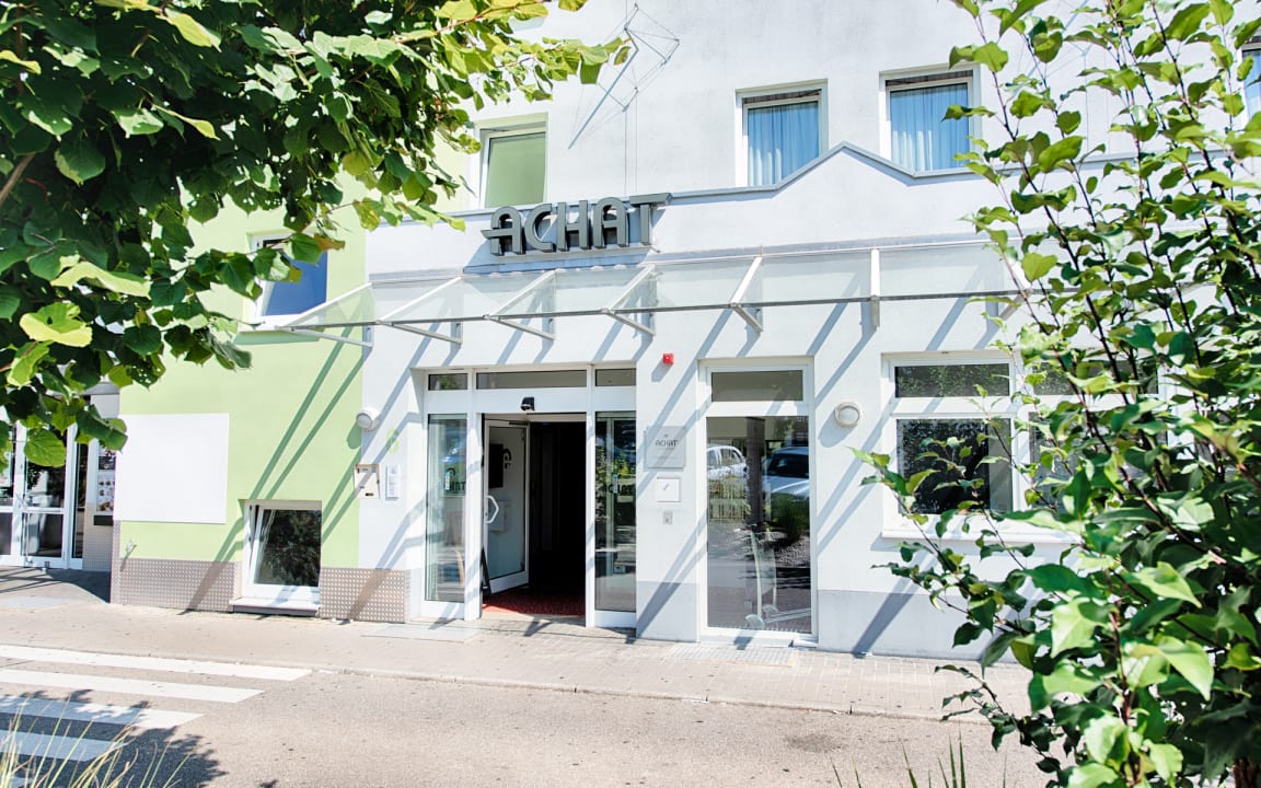 Außenansicht ACHAT Hotel Stuttgart Zuffenhausen
