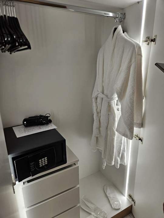 Zimmer I Resort Beach Hotel & Spa