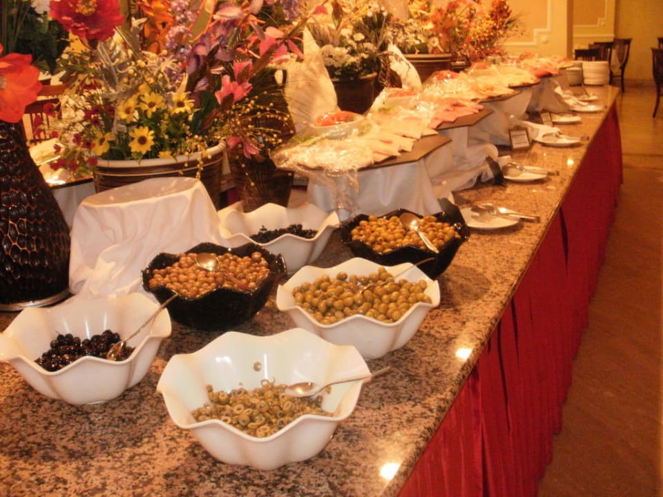 Frühstücksbuffet im Queen Miramare Queen Hotel