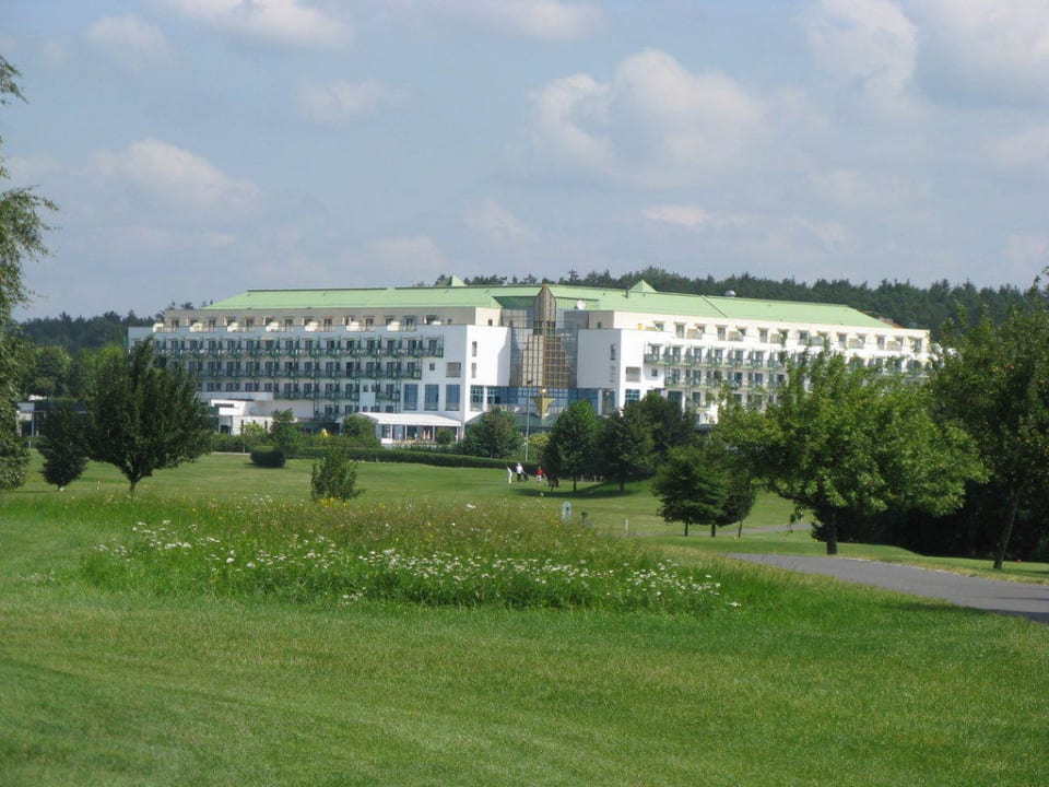 Blick vom 9-Loch Golfplatz Hotel Reiters Supreme