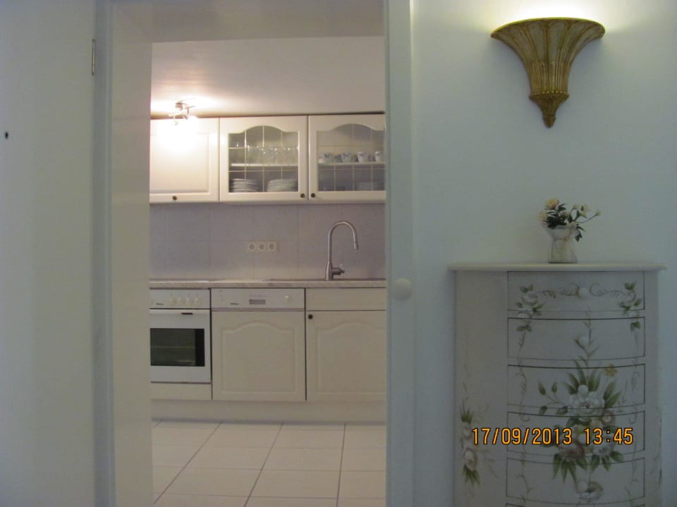 Luxus-Apartment Bavaria - Flur zur Küche Apartment Storchenfärbe