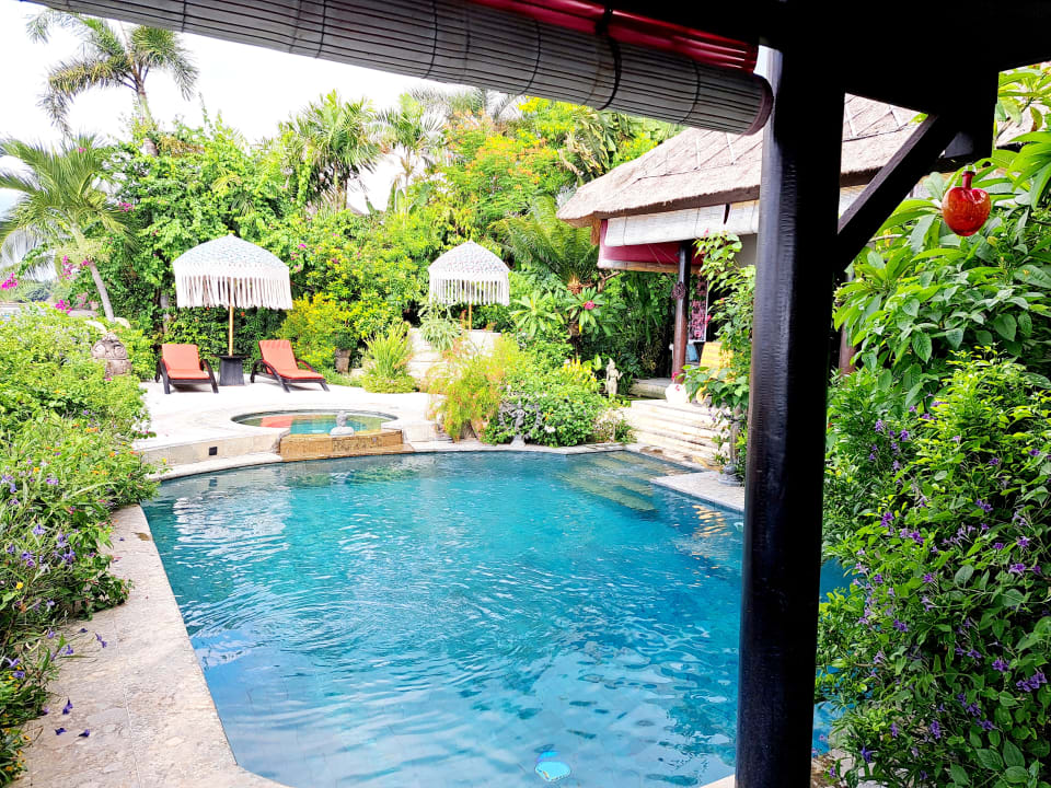 Pool Villa Kupu Kupu