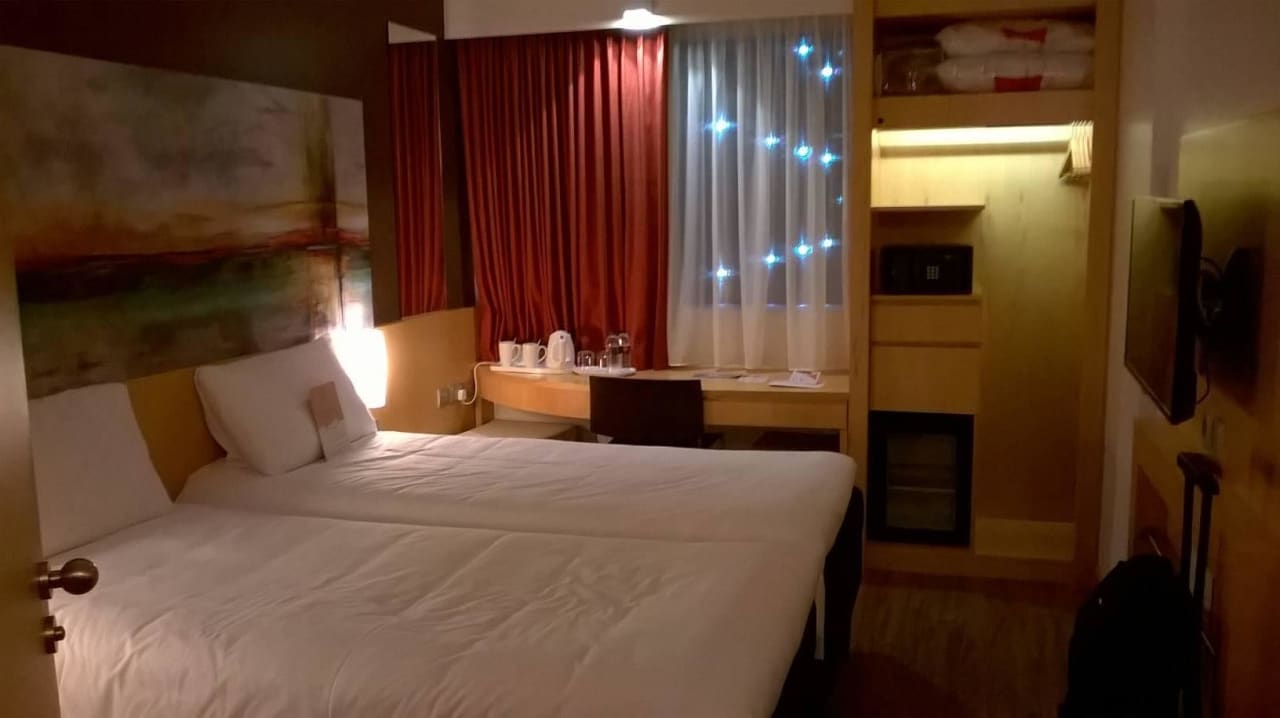 Zimmer mit Twin-Betten ibis One Central Dubai