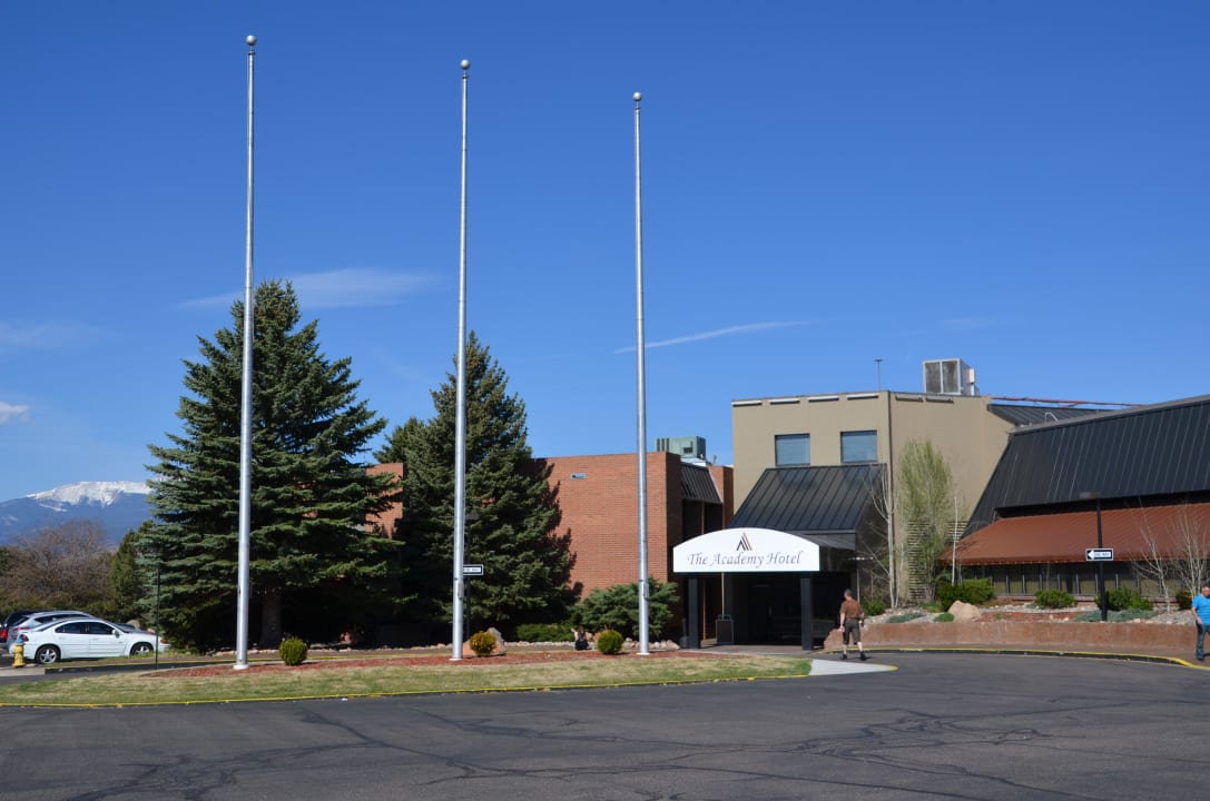 Eingang Academy Hotel Academy Hotel
