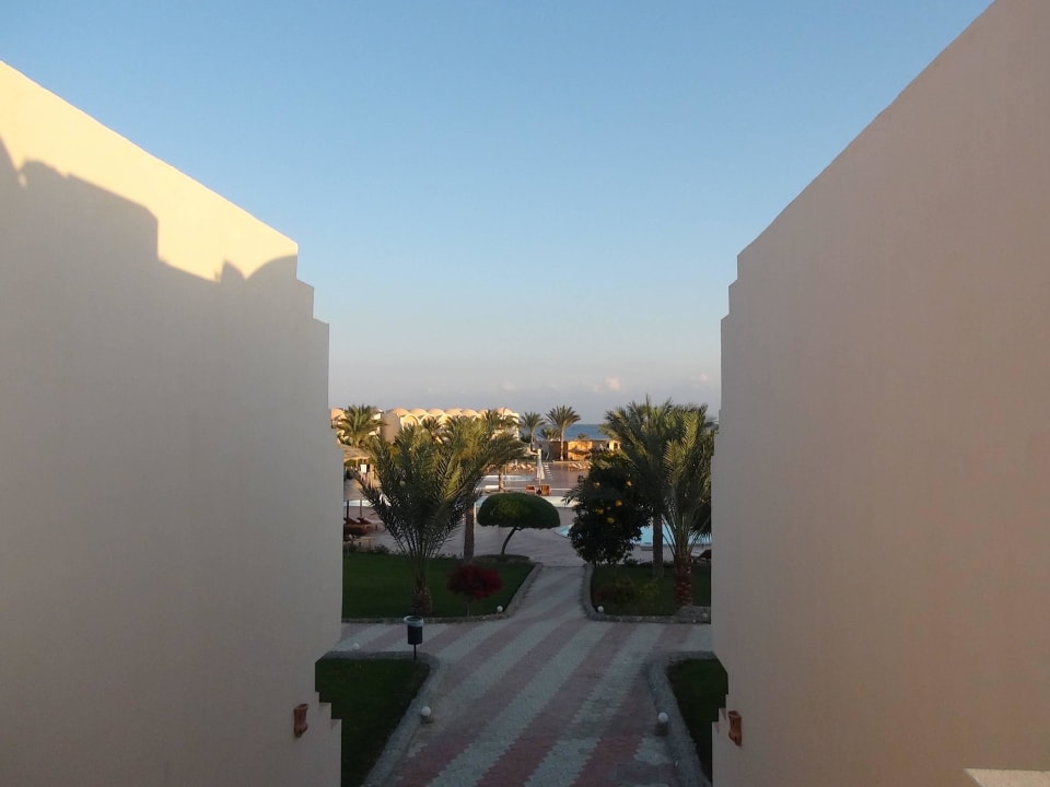 Ogród Three Corners Sea Beach Resort