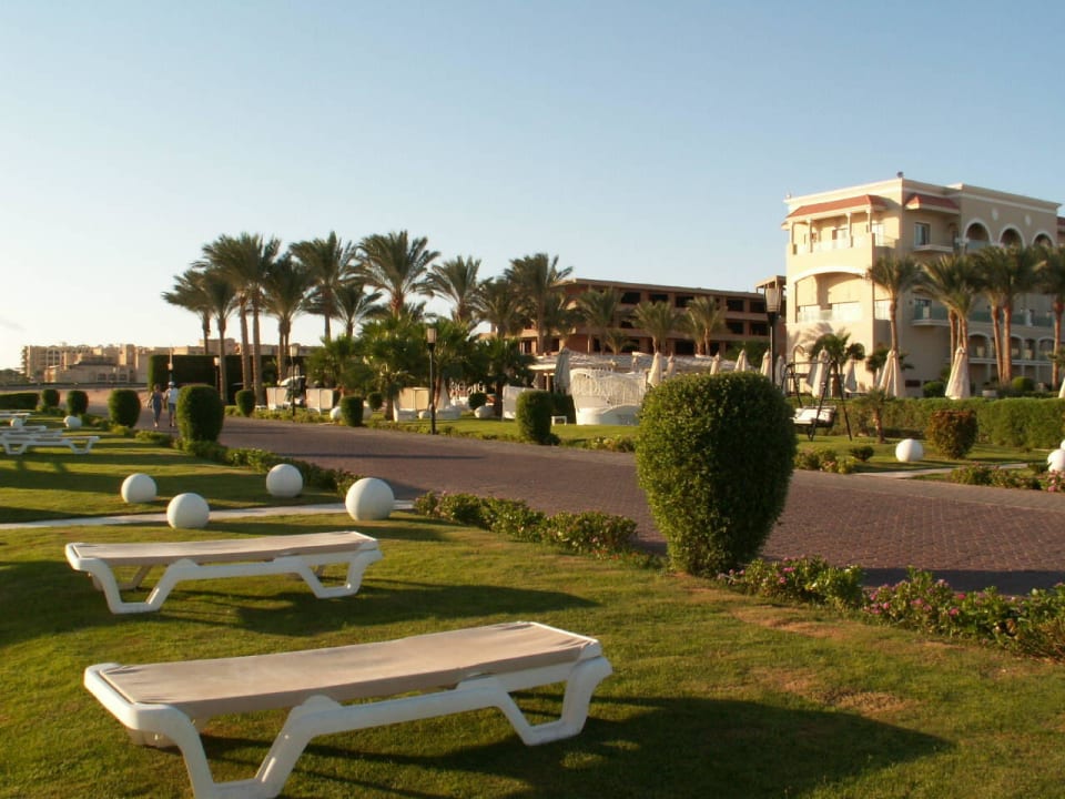 Promenada w kierunku wschodnim Premier Le Reve Hotel & Spa