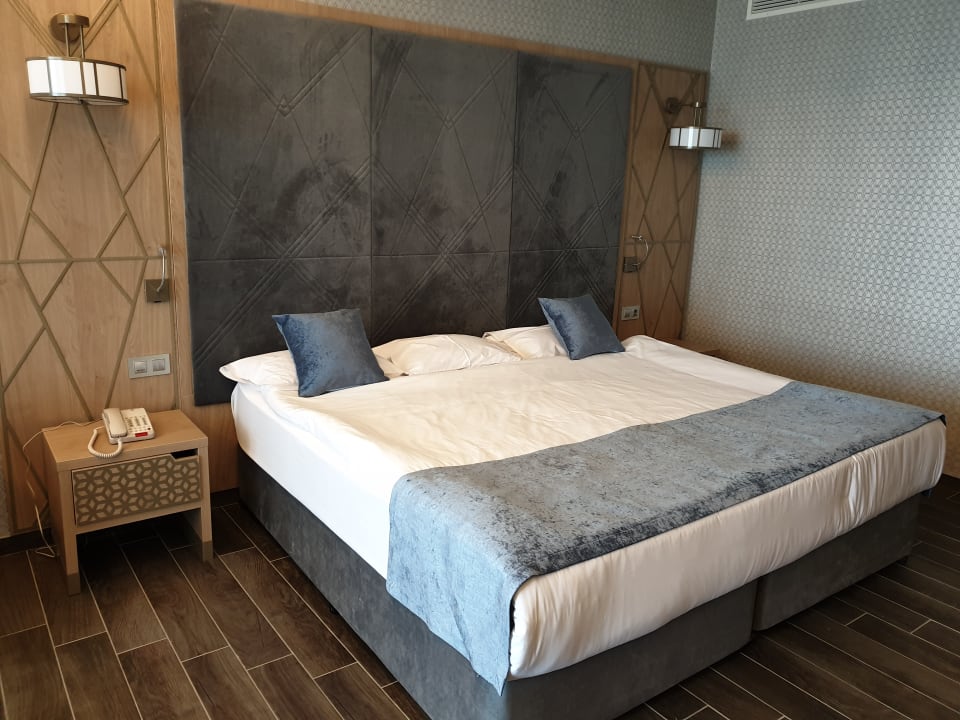 Zimmer Secrets Sunny Beach Resort & Spa