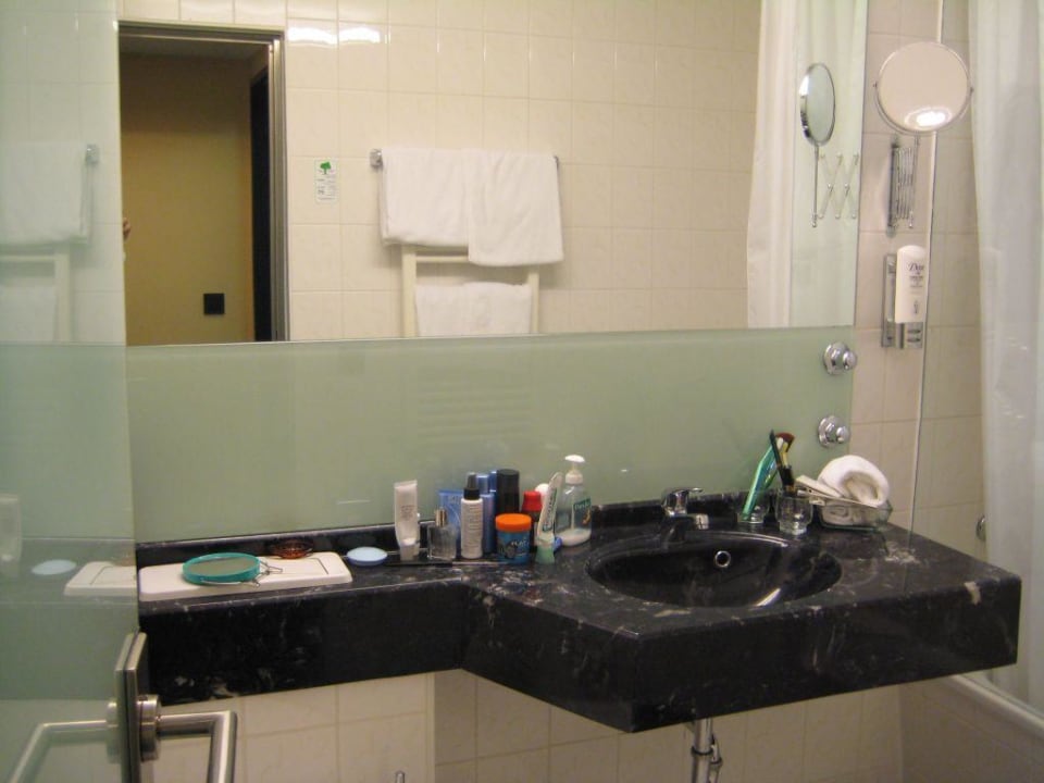Badezimmer Relexa Hotel Bellevue Hamburg