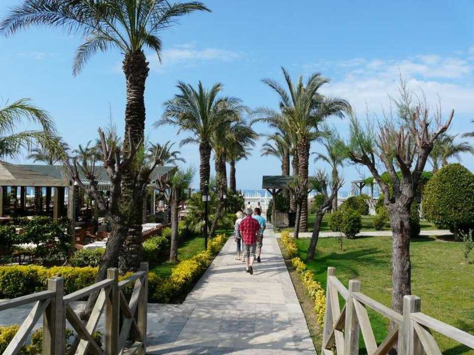 Weg zum Strand Sunis Kumköy Beach Resort Hotel & Spa