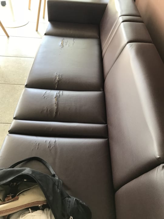 Der erste Eindruck,wenn man zur Rezeption kommt Servatur Playa Bonita