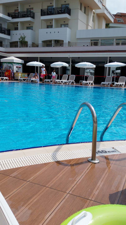 Pool Side Aquamarin Resort & Spa