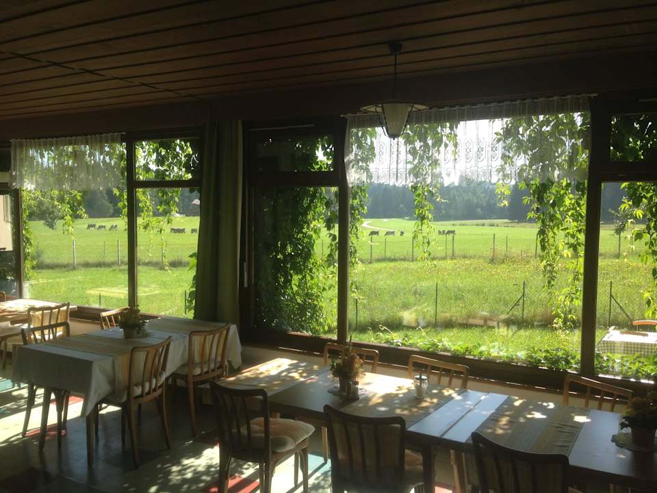 Veranda mit Aussicht über das Plateau Landhotel Gasthof Eichhof