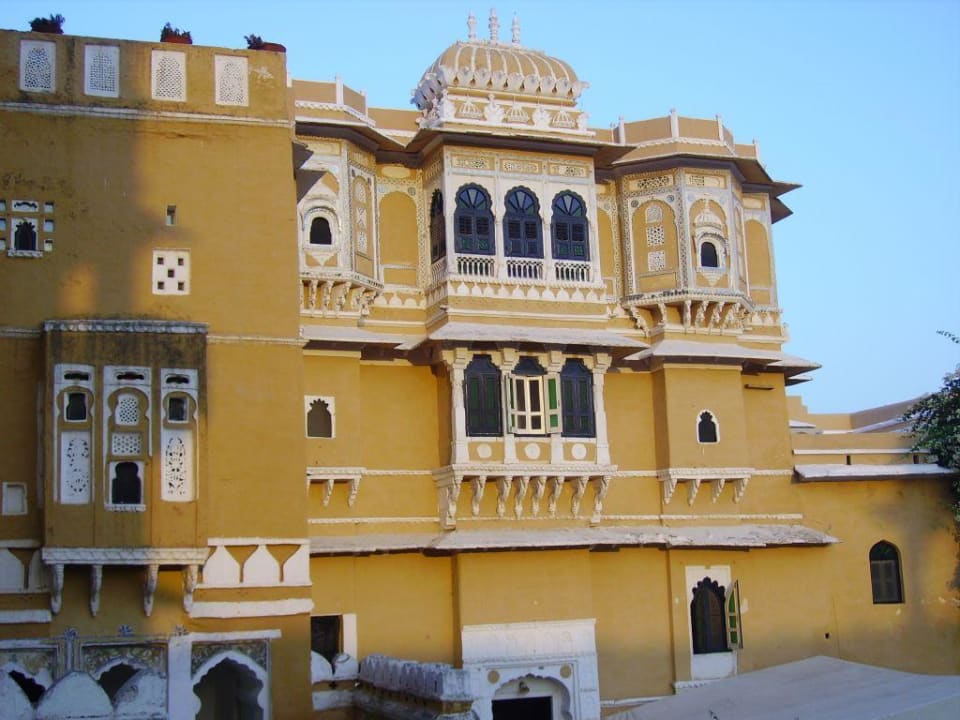 Das Deogarh Mahal am Morgen Hotel Deogarh Mahal