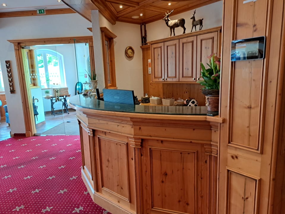 Lobby Hotel Hirschen