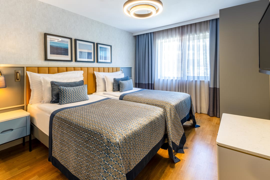 Zimmer Arum Barut Collection