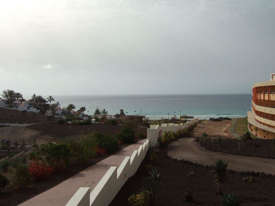 Weg zum Strand Iberostar Waves Gaviotas Park