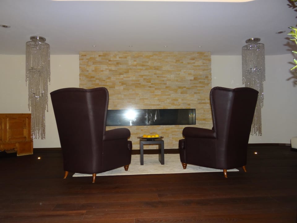 Rhueraum mit Kamin Hotel Ansitz Plantiz