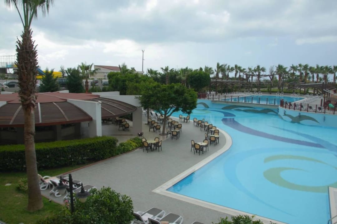 Früh morgens ein Blick von der Hotelterrasse Aydinbey Kings Palace & Spa