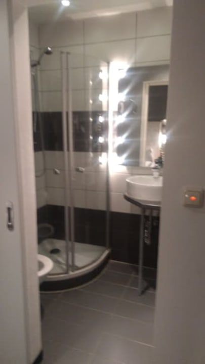 Łazienka Arthotel Restaurant Pfeffermühle